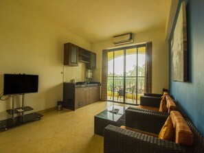 Double or Twin Room | Living area - OYO 16805 Home Pool View 2BHK Assagaon (Assagao)