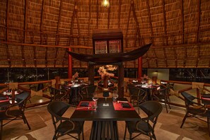 Restaurant - Family Selection at Grand Palladium Vallarta Resort & Spa - All Inclusive (Punta de Mita)