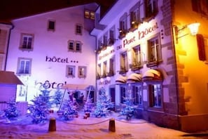 Exterior - Hôtel du Port (Estavayer-le-Lac)