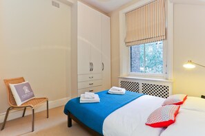 Appartement Confort, 2 lits doubles, non-fumeurs | 2 chambres, rideaux occultants, fer et planche à repasser, Wi-Fi gratuit