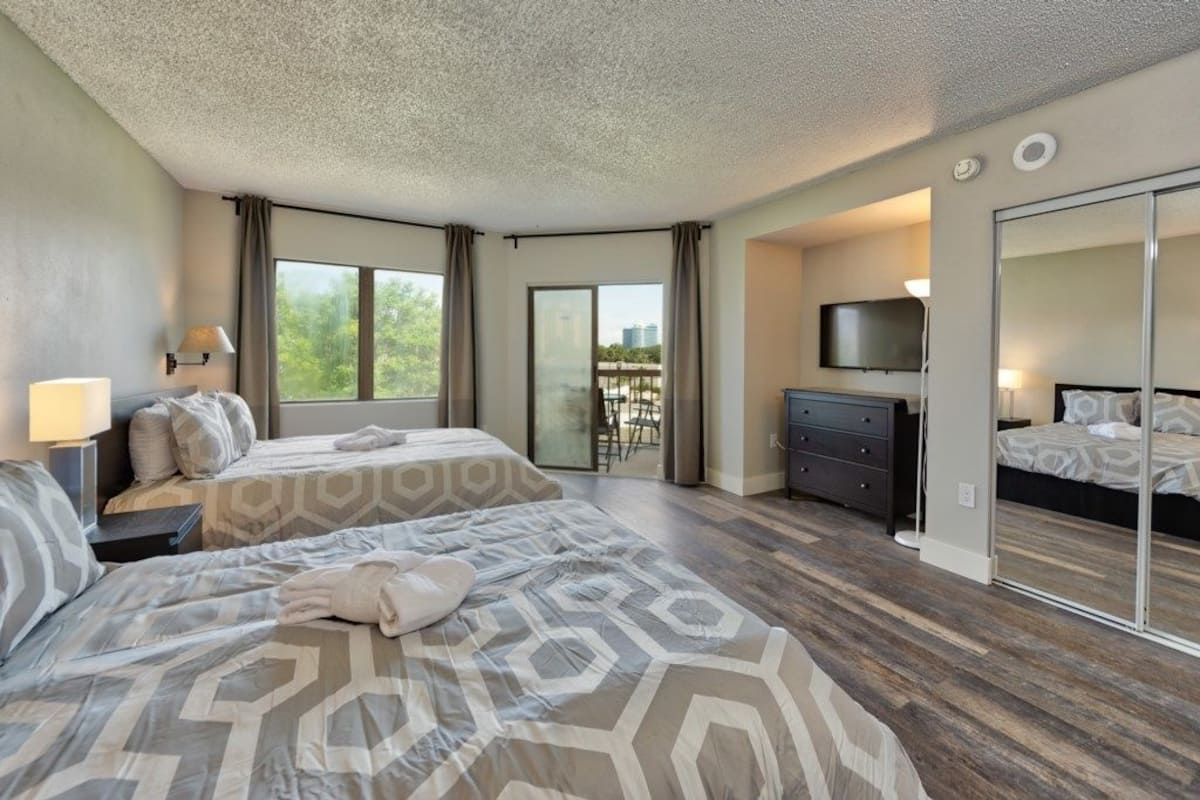 Comfort-Stadtwohnung, Mehrere Betten, Nichtraucher | 3 Schlafzimmer, individuell eingerichtet, Bügeleisen/Bügelbrett