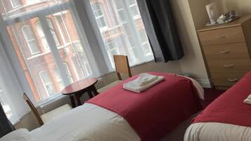 ستائر تعتيم وواي فاي مجانًا وملاءات أسرّة