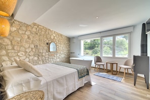 Habitación doble romántica (El Convent) | Sábanas de algodón egipcio y ropa de cama de alta calidad