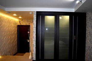 Luxury Room | Blackout drapes, iron/ironing board, free WiFi
