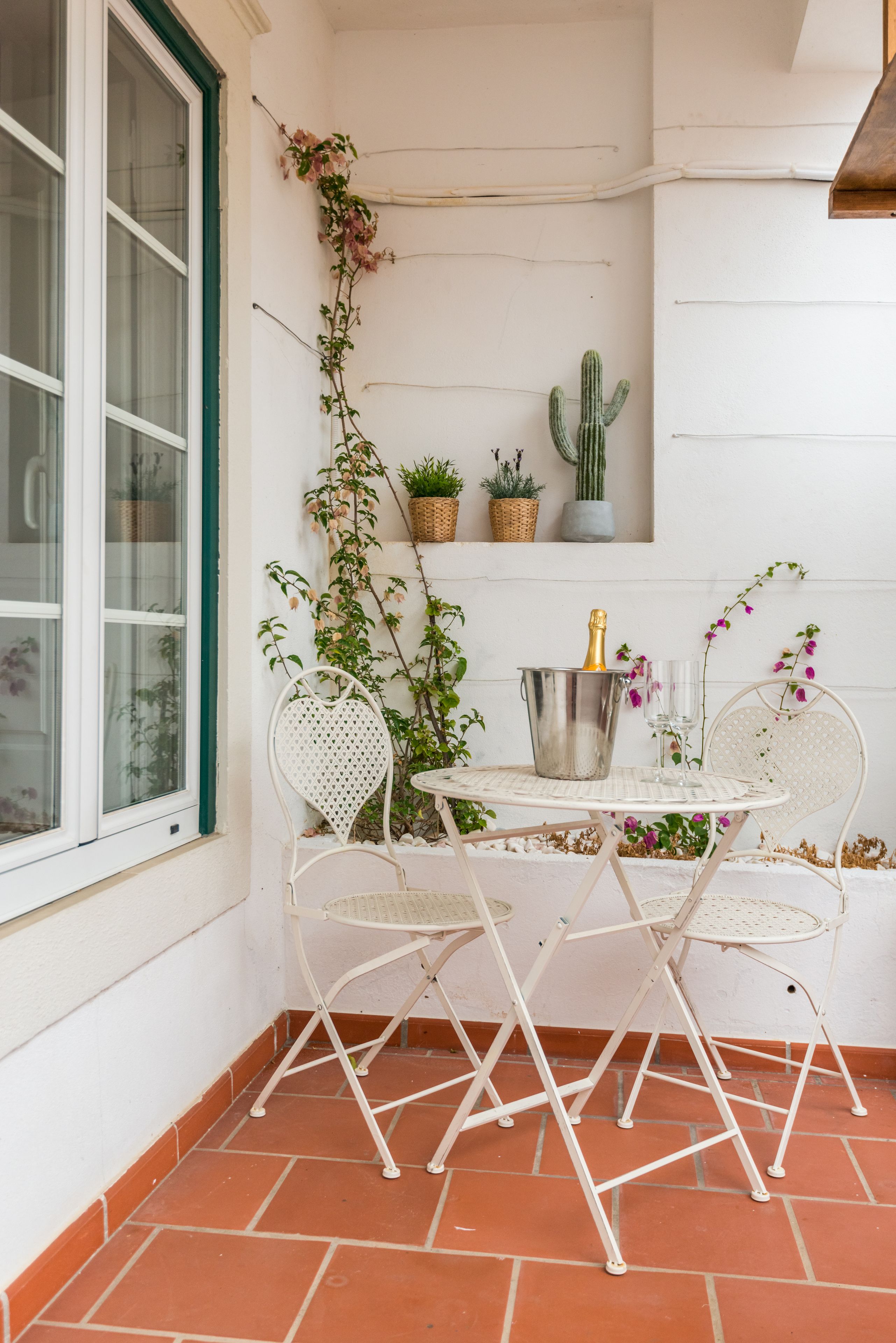 Photo - 19 Tile Ceramic Concept - by Unlock Hotels