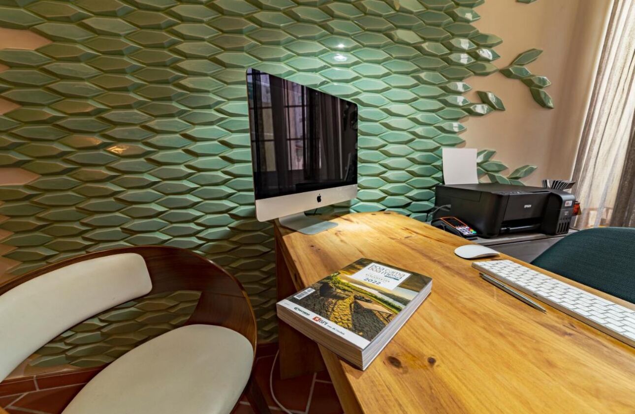 Photo - 19 Tile Ceramic Concept - by Unlock Hotels