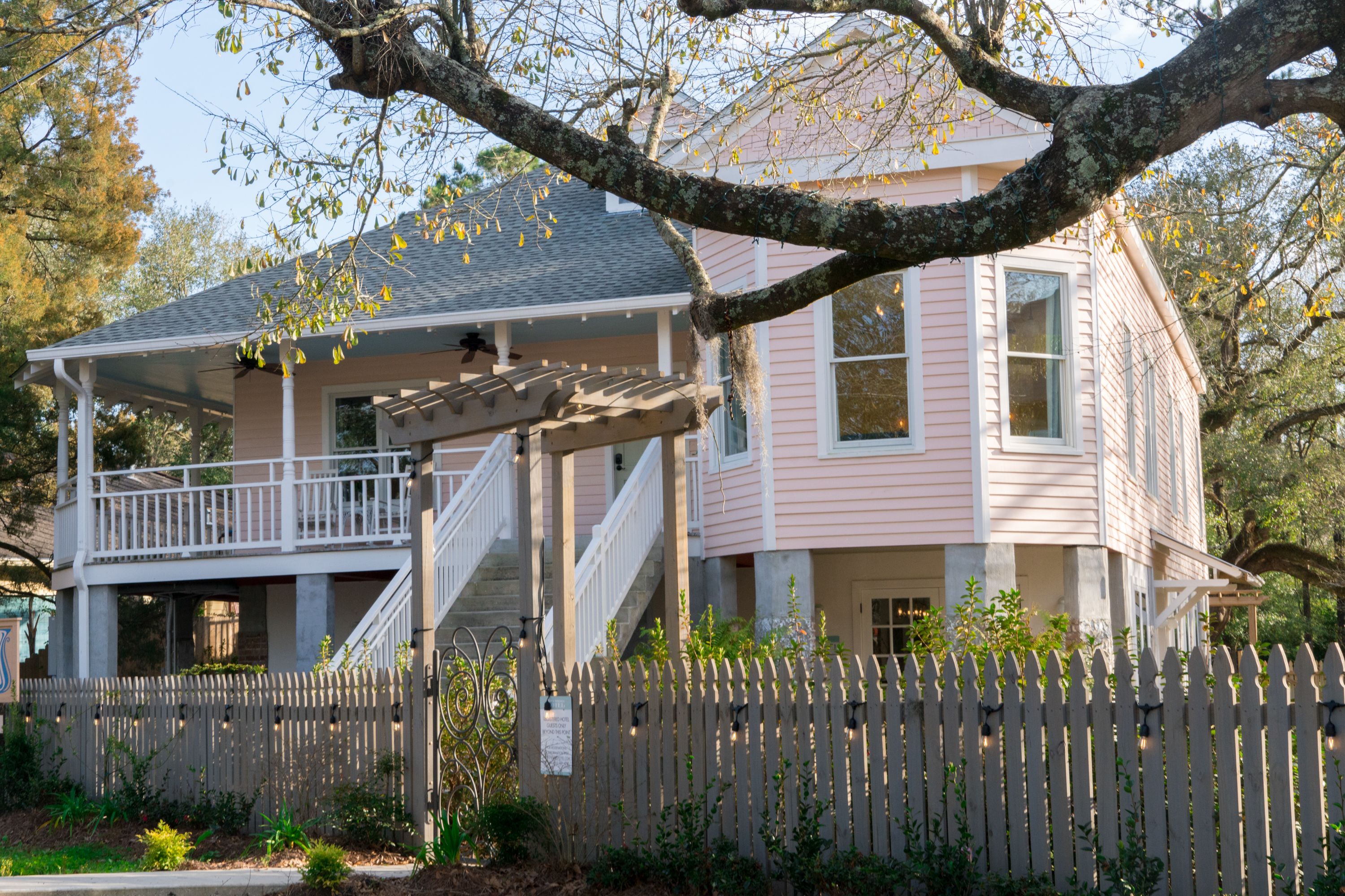 Bagian depan properti