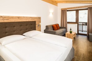 In-room safe, free WiFi, bed sheets - Almina Family and Spa (Racines)