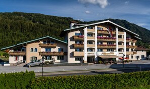 Exterior - Hotel Alpenwelt (Flachau)