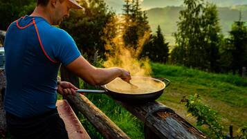 Grill-/Picknickplatz