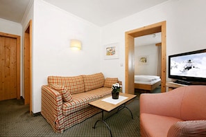 Living room - Hotel Enzian Apartmenthotel Johannes (Soelden)