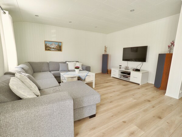 House | Living room