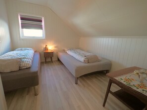 4 habitaciones, tabla de planchar con plancha y wifi gratis