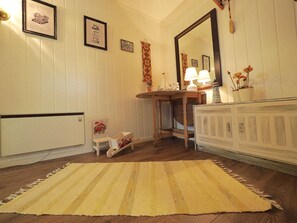 联排别墅, 3 间卧室 | 3 多间卧室、熨斗/熨衣板、免费 WiFi、床单