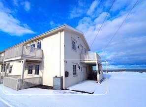 Front of property - Vestresand Molo - Lofoten (Vestvågøy)