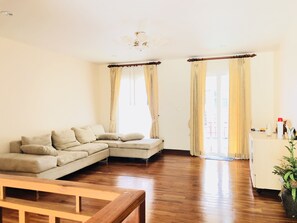 4-Bedroom Villa with Private Pool | Living room | Flat-screen TV - Zens Element (Chalong)