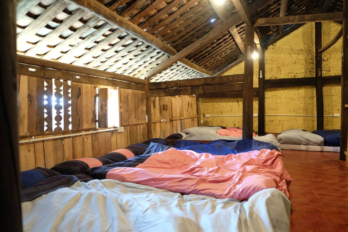 Soundproofing, WiFi (free), bed sheets