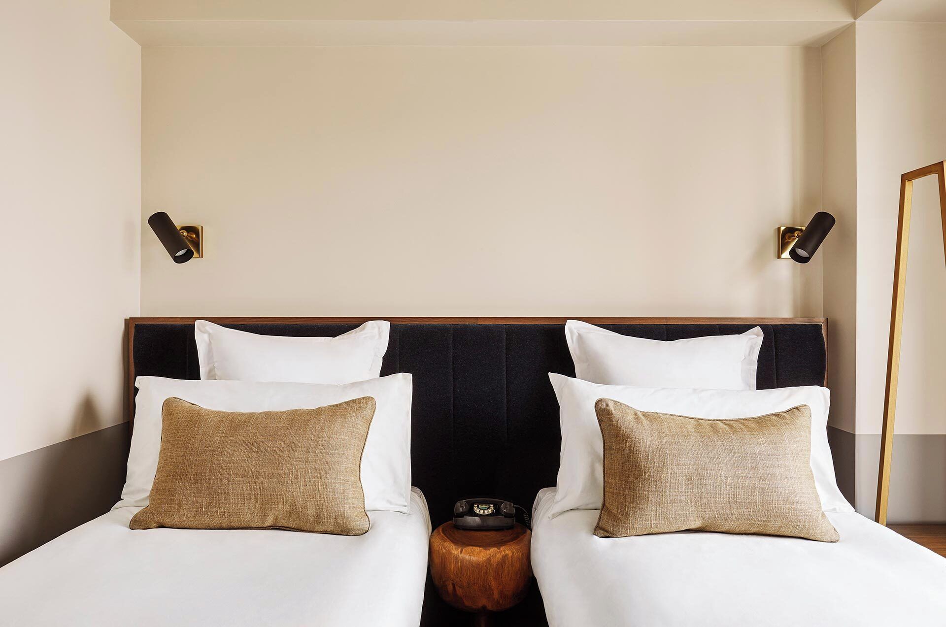 cosy with 2 twin beds | 1 bedroom, egyptian cotton sheets, premium bedding, in-room safe