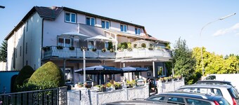 Pension & Restaurant La Amalia