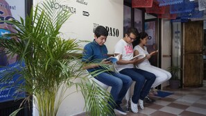 Interior entrance - BeYoung Tecamachalco (Tecamachalco)