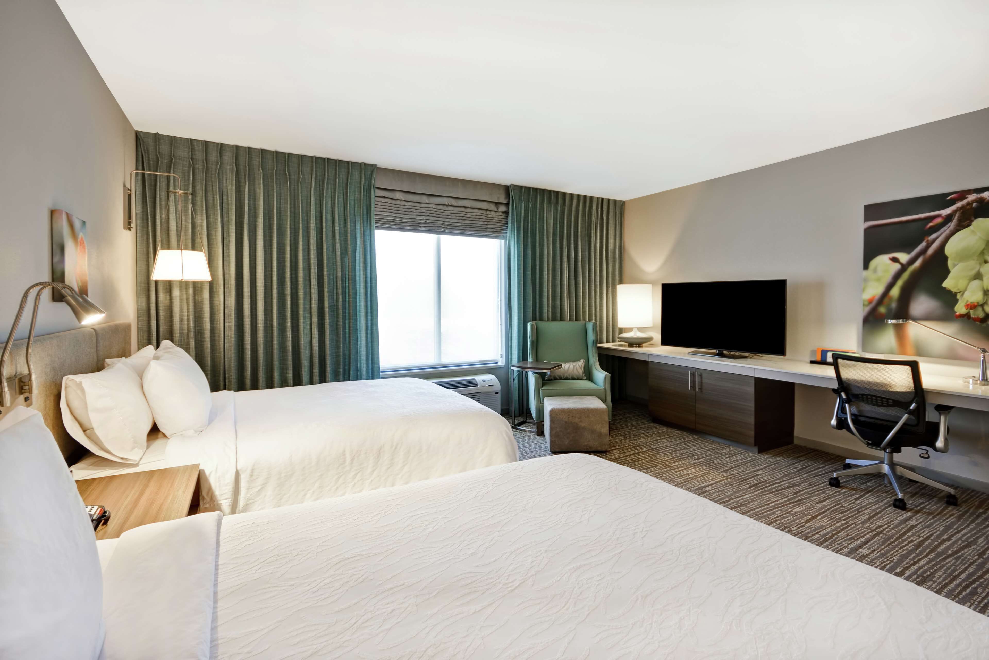 egyptian cotton sheets, premium bedding, pillow-top beds, desk