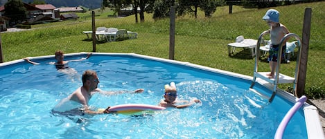 Piscine couverte, piscine extérieure