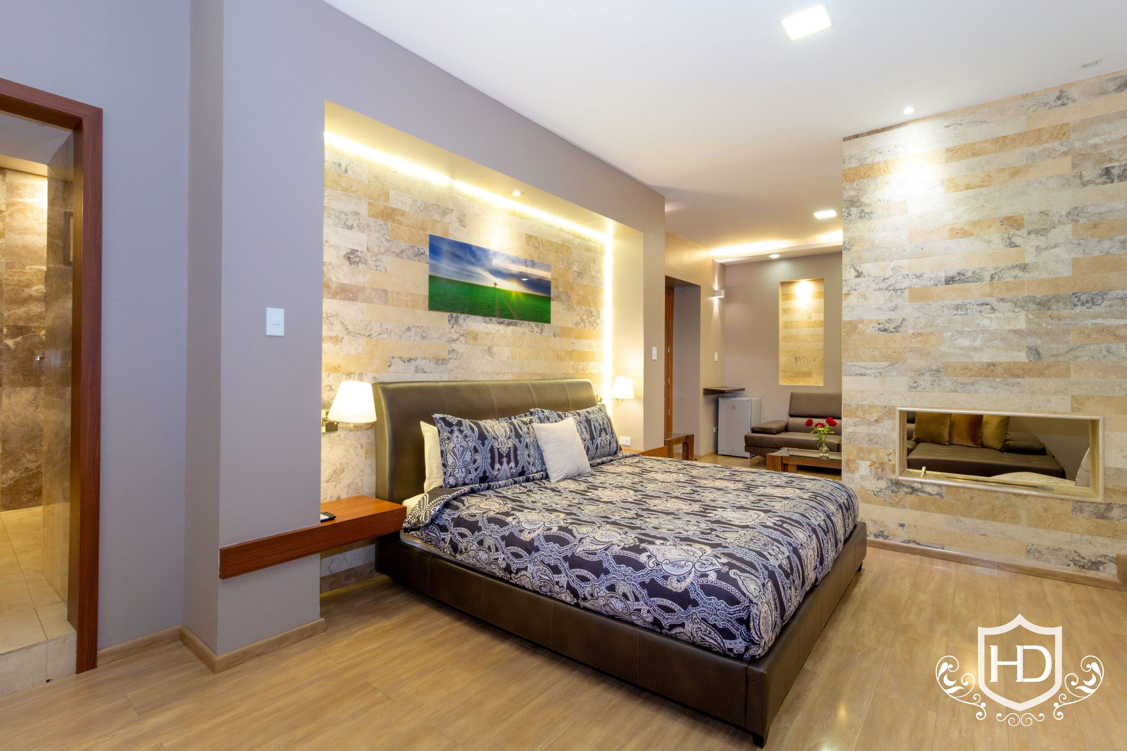 Elite Suite, Balcony | Egyptian cotton sheets, premium bedding, down comforters, in-room safe