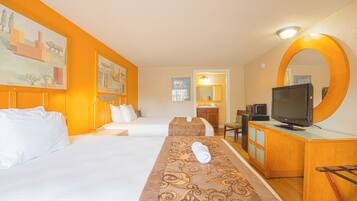 Habitación estándar, 2 camas matrimoniales, acceso para personas con movilidad reducida | Escritorio, cortinas blackout, insonorización y wifi gratis