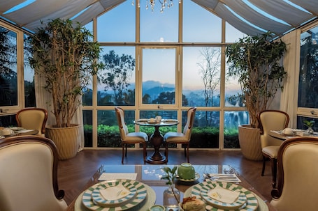 Restaurant. Villa do Vale Boutique Hotel