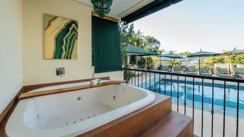 Pool Flat Ambar | Bain à remous privé