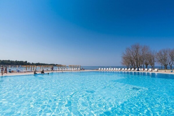 Pool - Polynesia Apartments Plava Laguna (Umag)