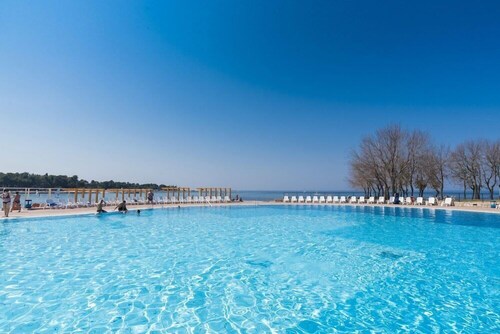 Polynesia Apartments Plava Laguna