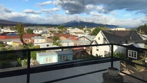 Unclassified image, 3 of 48, button - Xalpen B&B (Natales)