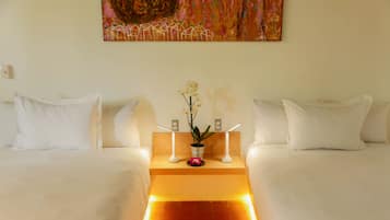 Tweepersoonskamer | Lakens van Egyptisch katoen, luxe beddengoed, donsdekens, een minibar