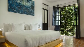 Master Suite Balcony 02 | Roupas de cama de algodão egípcio, roupas de cama premium