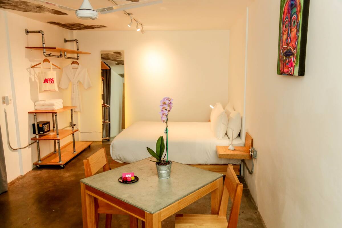 Loft Terrace | Egyptian cotton sheets, premium bedding, down duvets, minibar
