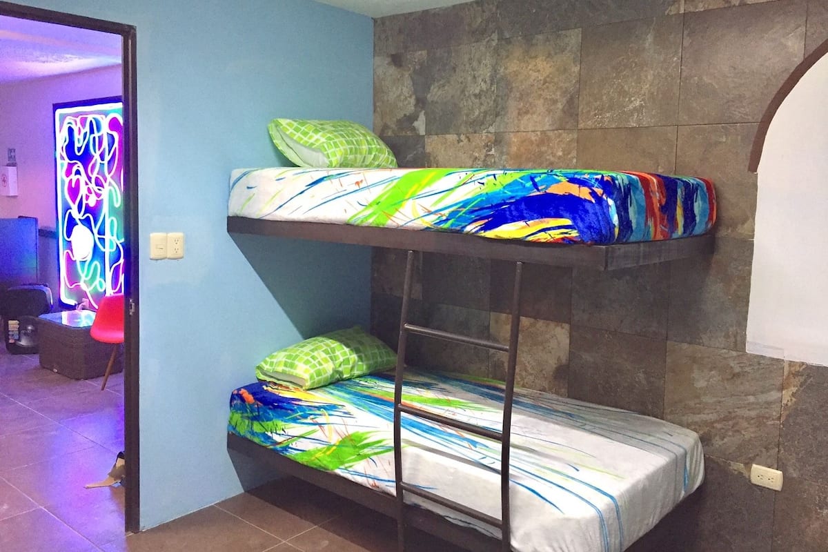 Gemeinsamer Comfort-Schlafsaal, Nichtraucher (Single Bed - Cancún) | Italienische Bettbezüge von Frette, individuell eingerichtet