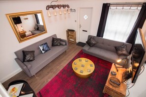 Flat-screen TV - Magdalen quarters (Exeter)