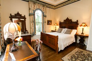 Superior Double Room, Ensuite, Garden View (The Silas Robbins Room) - Silas W Robbins House (Wethersfield)