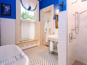 Double Room, Ensuite, Garden View (The Jane Robbins Room) | Bathroom