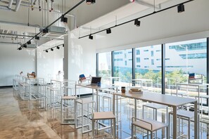 Lobby sitting area - Chason Hotel the Read (Seogwipo)