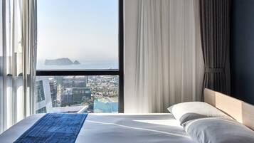 Double & Slide Bed - Microwave & Washing Machine | Beach/ocean view