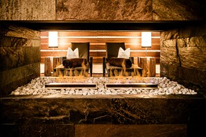 Couples treatment room(s), sauna, hot tub, steam room, body treatments