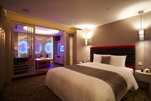Individually decorated, desk, blackout curtains, free WiFi - Yuma Hot Spring Hotel (New Taipei City)