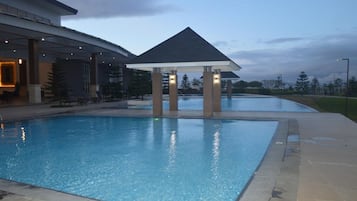 Indoor pool, outdoor pool