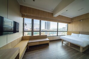 Habitación triple familiar | Wifi gratis, ropa de cama y acceso para silla de ruedas 