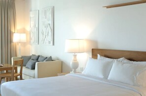 Large Room | Free minibar items, in-room safe, blackout drapes, free WiFi - Home Chiang Mai (Chiang Mai)