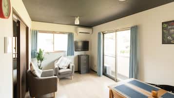 Apartment, 2 Bedrooms | Individually decorated, individually furnished, blackout drapes