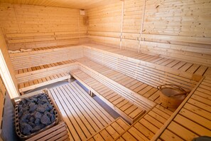 Sauna, hot tub, steam room, hot stone massages, Thai massages