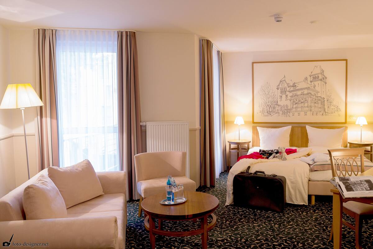 Double Room | In-room safe, desk, blackout drapes, soundproofing
